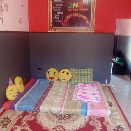 Villa Villi Batu  Bagian luar foto